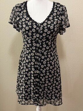 Self Esteem black with daisy print mini dress, button down short sleeve, Med
